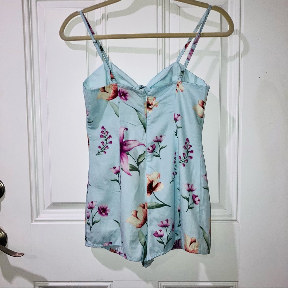 *3 for $30!* Forever 21 Romper Blue Floral Tropical Romper Bow Short Playsuit S - Picture 7 of 8